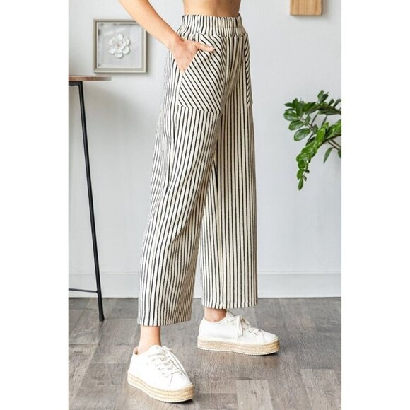 Stripe Texture Knit Front Pocket Long Pants - Picture 4 of 6